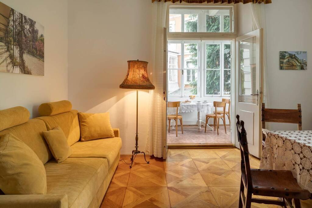 Apartment Anna Meran Exterior foto